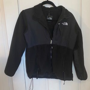 North Face Women’s Classic Denali Fleece Jacket